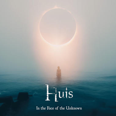 Huis -  In the Face of the Unknown